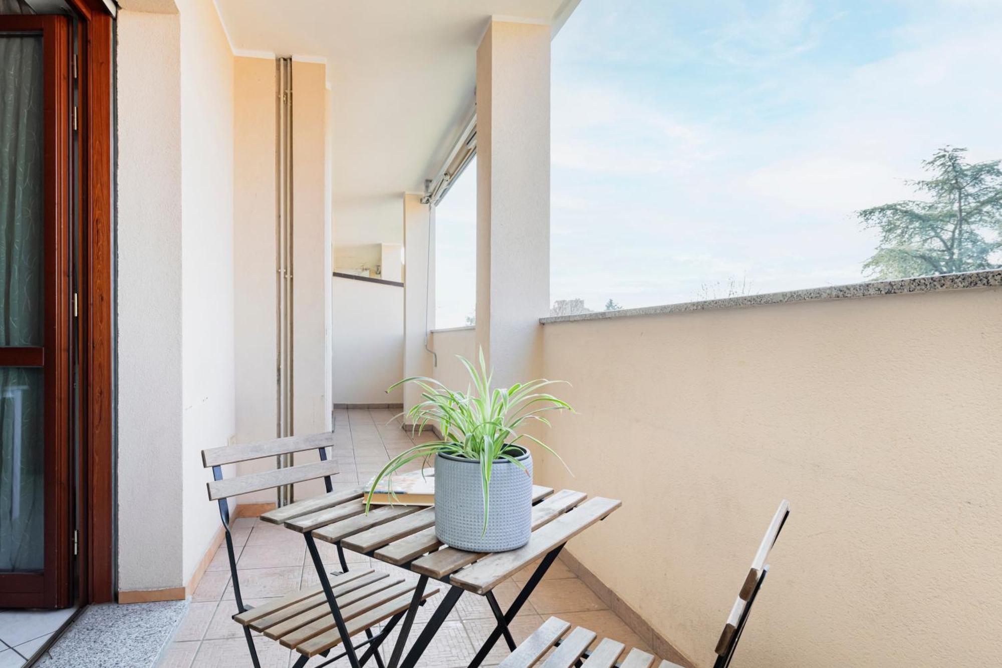 Hq Aparthotel Milano Inn - Smart Suites Cinisello Balsamo Buitenkant foto