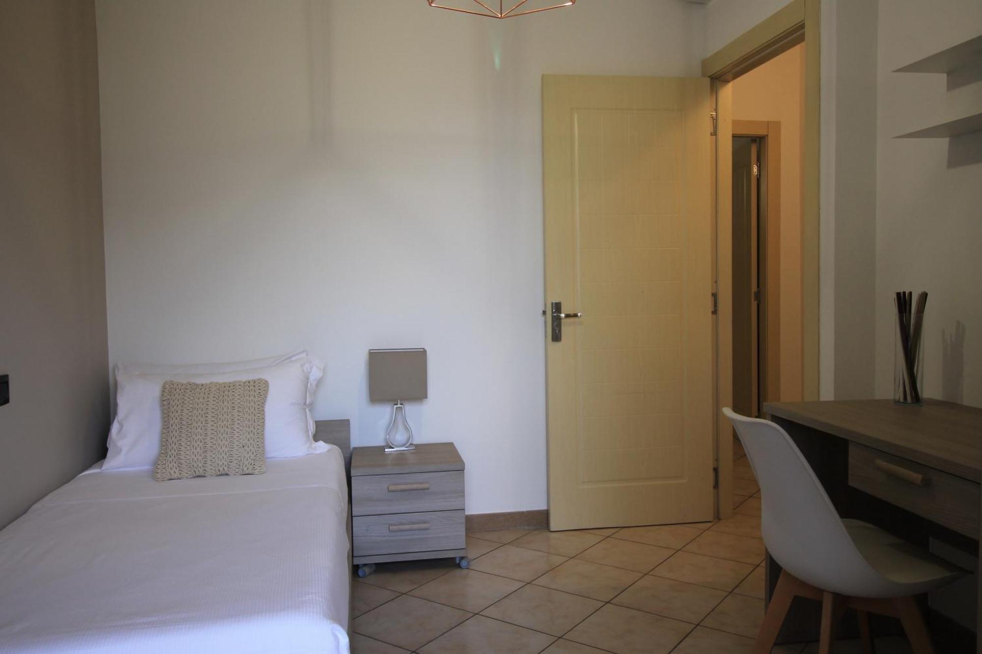 Hq Aparthotel Milano Inn - Smart Suites Cinisello Balsamo Buitenkant foto