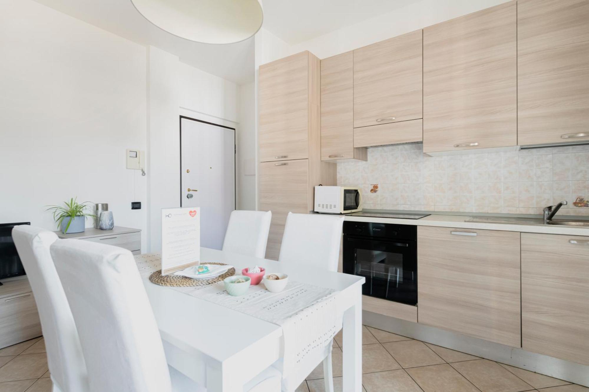 Hq Aparthotel Milano Inn - Smart Suites Cinisello Balsamo Buitenkant foto