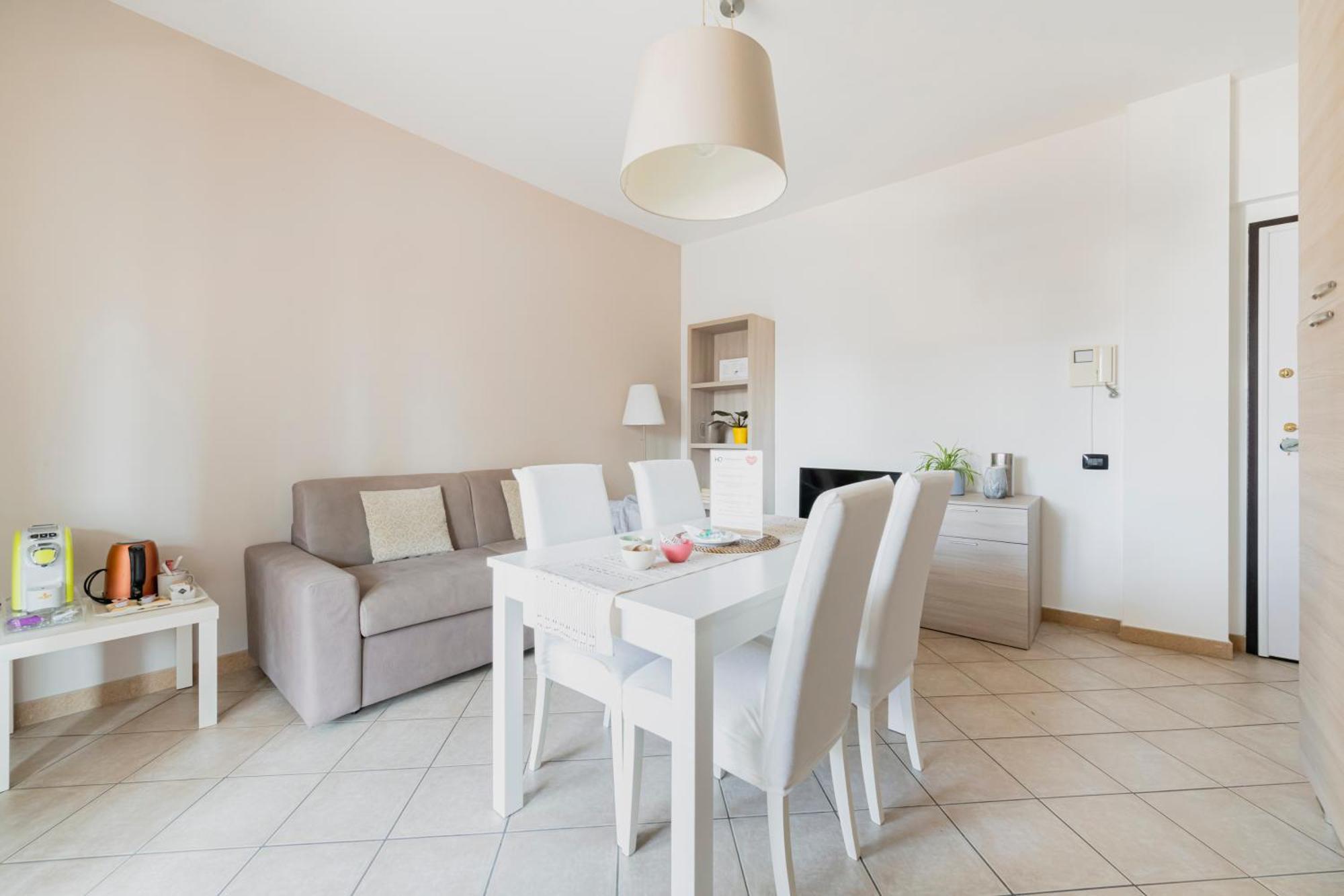 Hq Aparthotel Milano Inn - Smart Suites Cinisello Balsamo Buitenkant foto