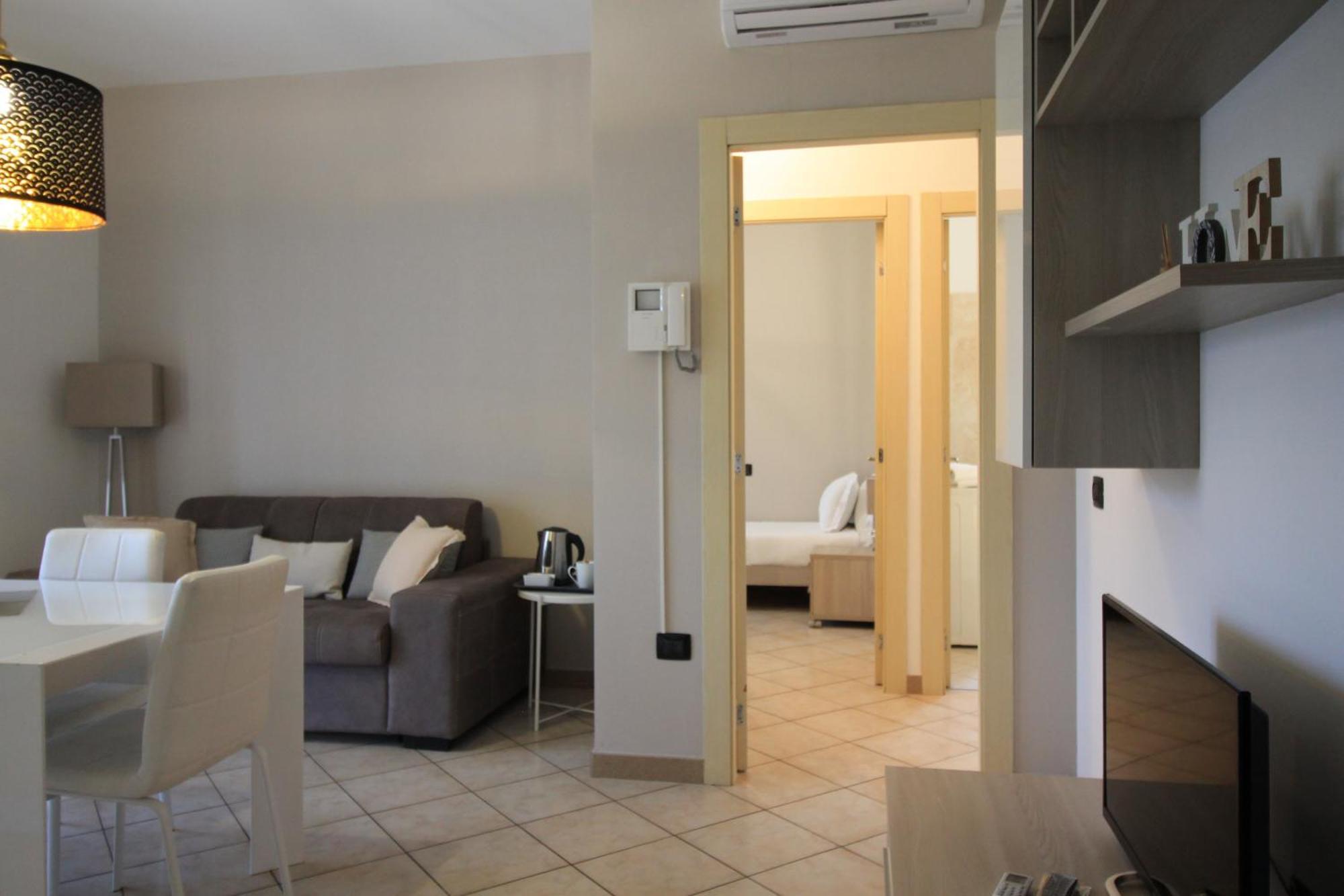 Hq Aparthotel Milano Inn - Smart Suites Cinisello Balsamo Buitenkant foto